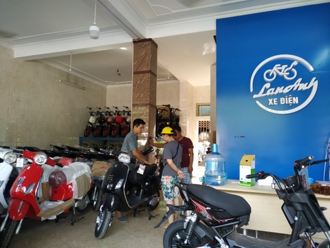 CỬA HÀNG BÁN XE MÁY ĐIỆN VESPA CÓ NHIỀU LOẠI HÌNH THỨC TRẢ GÓP