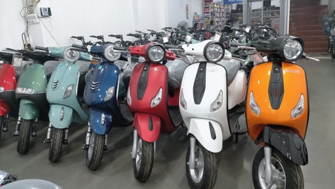 XE ĐIỆN LAN ANH HỖ TRỢ KHÁCH HÀNG MUA TRẢ GÓP XE MÁY ĐIỆN VESPA