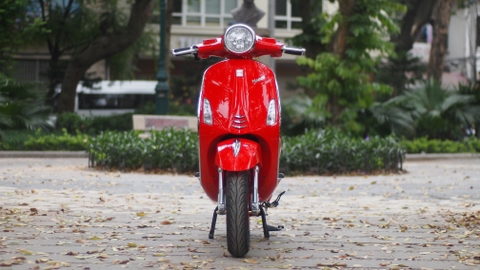 Phân biệt xe máy điện Vespa hàng trung ương và xe hàng địa phương