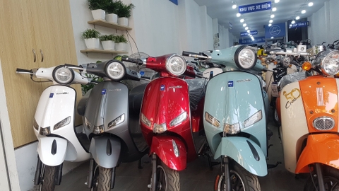 XE GA VESPA ROMA SX- ĐẸP THÔI CHƯA ĐỦ PHẢI THỜI THƯỢNG VÀ CHẤT LƯỢNG NỮA NHÉ!!!!