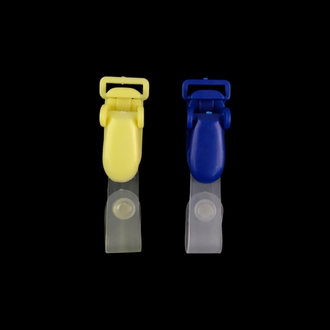 Kẹp bảng tên nhựa (100)