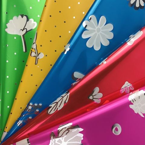 Giấy gói quà kiếng lớn 70x100cm