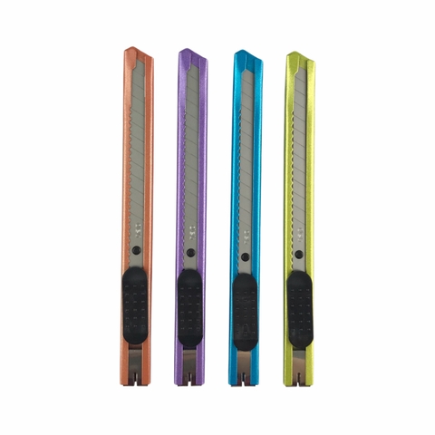 Dao rọc giấy Deli 2066 9mm (24/720)