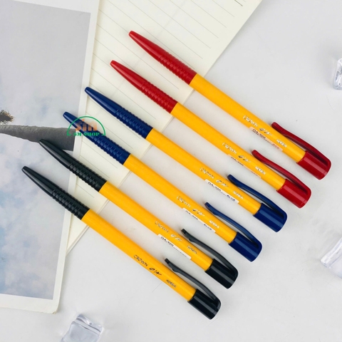 Bút bi Crown OA-300 (12)