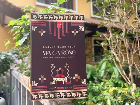 Ma cà rồng - Ma quỷ, tưởng tượng và bản sắc, xã hội Thái (bìa mềm)
