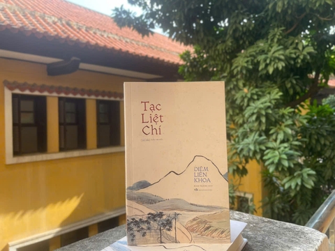 Tạc Liệt Chí - Diêm Liên Khoa [Bìa mềm]