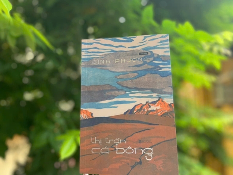 Thị Trấn Cá Bông - Đinh Phương