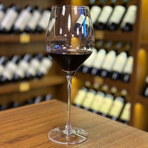 Ly rượu vang đỏ