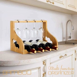 Kệ treo ly kết hợp trưng bày rượu vang.