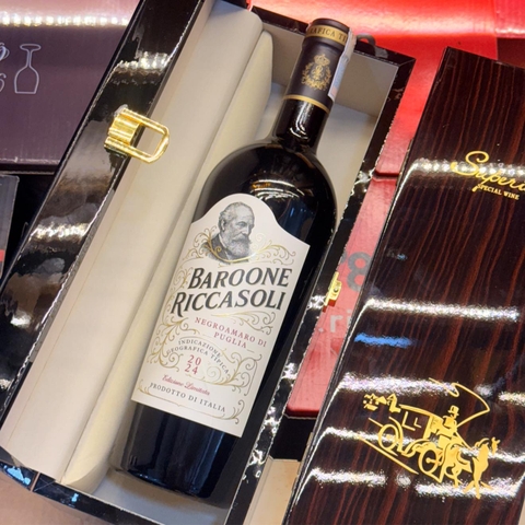 Rượu vang Baroone Riccasoli – Negroamaro di Puglia.