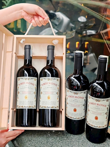 Hộp 2 chai vang Amicrone Puglia