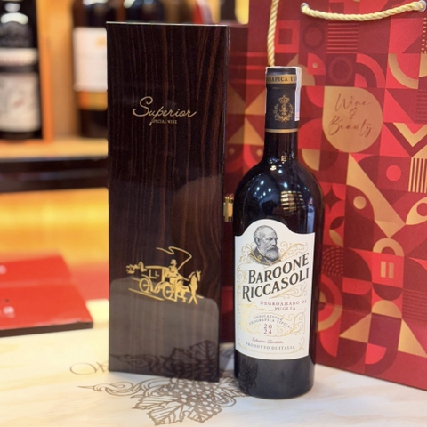Rượu vang Baroone Riccasoli – Negroamaro di Puglia.