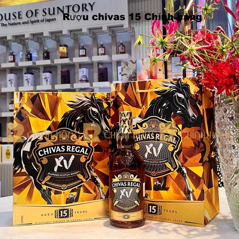 Rượu Chivas 15