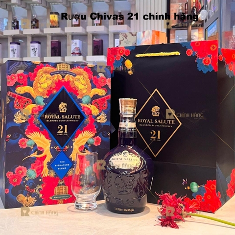 Rượu Chivas 21
