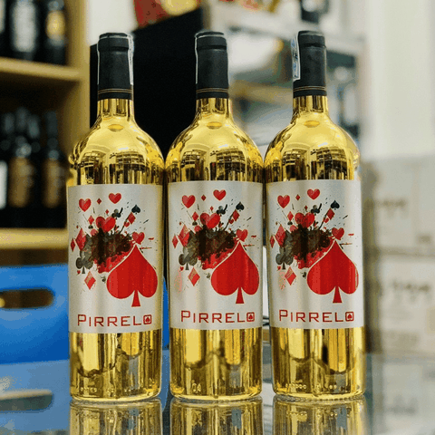 Rượu vang Pirrelo Gold.