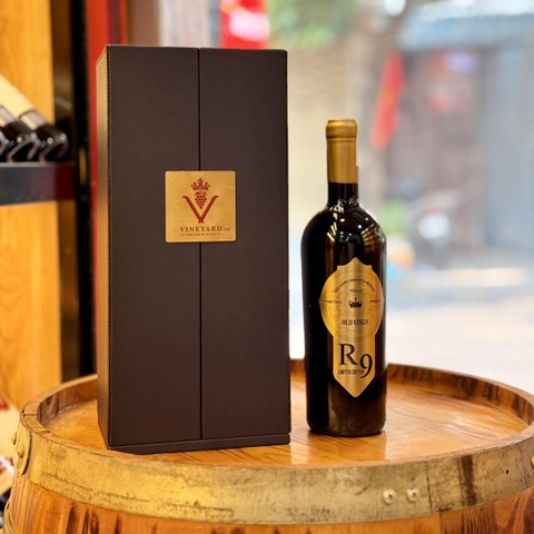 Hộp 1 chai vang R9 Old Vines