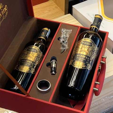 Sét 2 chai rượu vang Capotavola