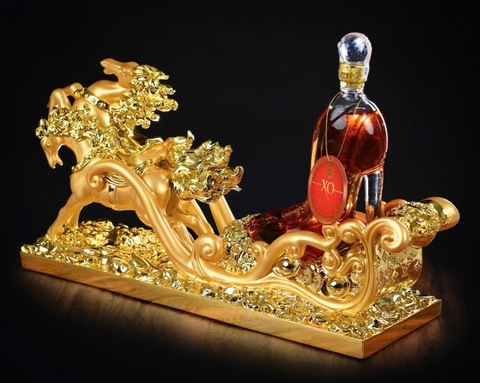 Kệ rượu con Ngựa kéo rượu XO