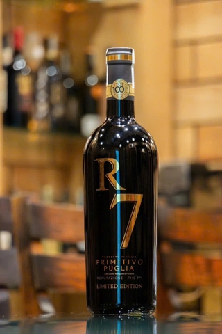 Rượu vang R7 Primitivo Puglia