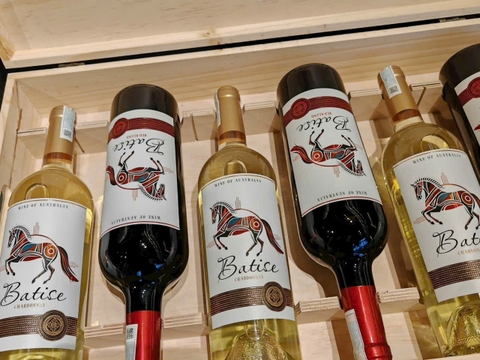 Rượu vang Batise Red Blend