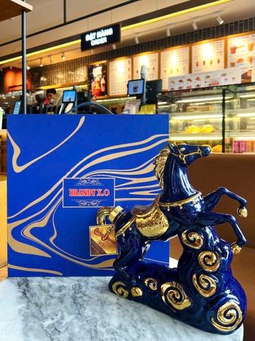 Rượu Linh Vật Ngựa 2026 Mã Đáo Thành Công