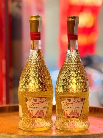 Rượu vang ngọt SnowFlakes Moscato d'Asti DOCG.