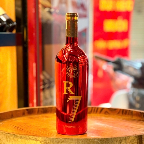 Rượu vang R7 Appassimento.