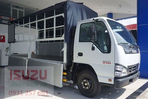 Xe Tải Isuzu QMR77HE4A 1.9 Tấn Thùng Bạt Euro 4 - Euro 5