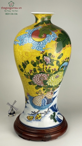 Mai bình tích lộc gà trống mái nền vàng đại cát