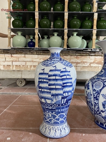 Mai Bình tích lộc "Thuận buồm xuôi gió" men xanh lam