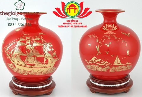 Bình hút Tài Lộc in logo kỷ niệm trường họa  tiết " Thuận Buồm Xuôi Gió"