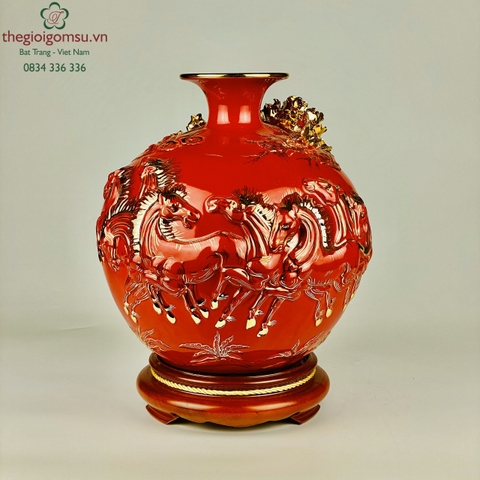 Bình Hút Tài Lộc "Mã đáo thành công nền đỏ " đắp nổi vẽ vàng 24k