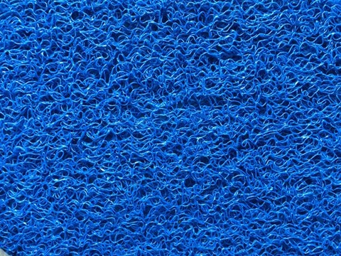 Thảm chùi chân nhựa rối màu xanh dương