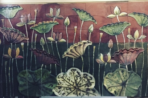 TRANH GỐM ĐẮP NỔI ĐẦM HOA SEN