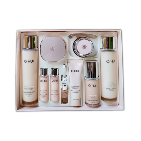 Set OHUI optimum hydration Miracle moisture 9sp (Hộp)