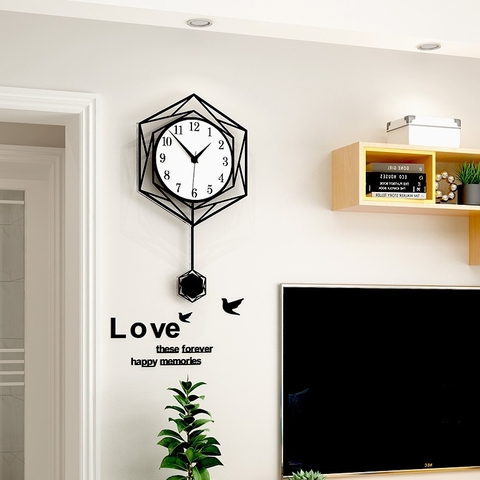 Đồng hồ treo tường sang trọng và tinh tế CL034