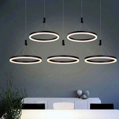 đèn chùm vòng led trang trí phòng khách hiện đại