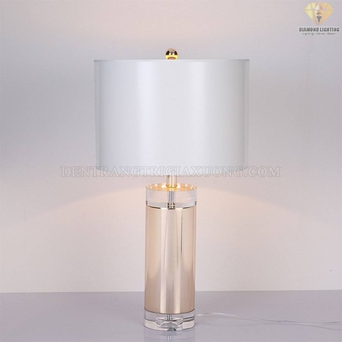 ĐÈN BÀN THỦY TINH HIỆN ĐẠI DBHD661