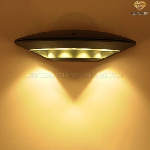ĐÈN TƯỜNG HỢP KIM NGOÀI TRỜI HIỆN ĐẠI  DOT251