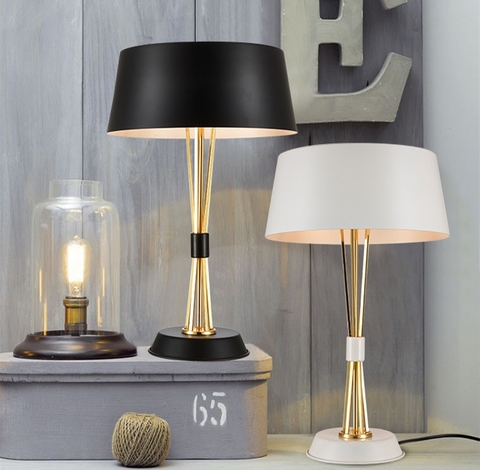 đèn bàn thân sắt xi vàng đồng - đèn bàn lồng vải đẹp