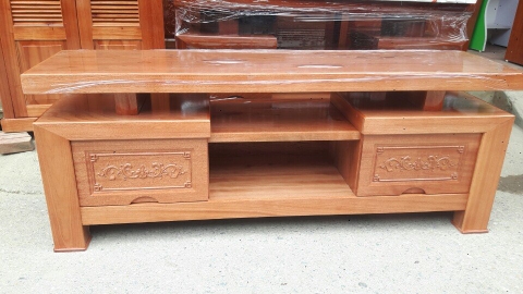 Kệ Tivi Gỗ Xoan Đào 1m4 1m6 1m8