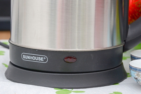 Bình siêu tốc Sunhouse SHD1182 1.8 lít