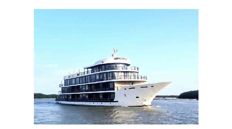 Lắp đặt hệ thống Anten TVRO intellian i4P cho tầu Nam Phát Cruises