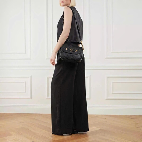 GUES5 IZZY PEONY FLAP logo