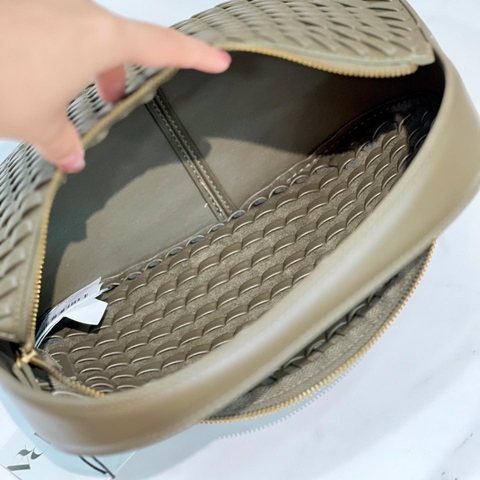 Z🅰R🅰 CHẦN ĐAN