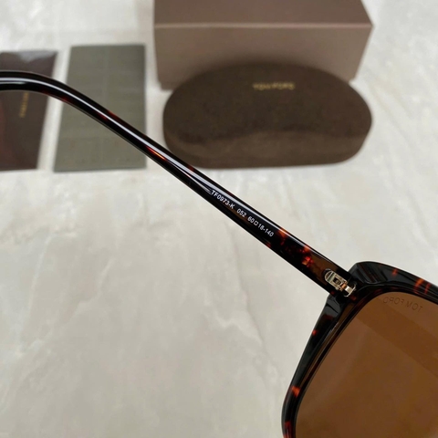 KÍNH T⭕️M FORD TF0937