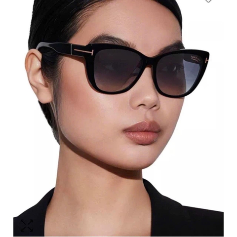 KÍNH T⭕️M FORD TF0937