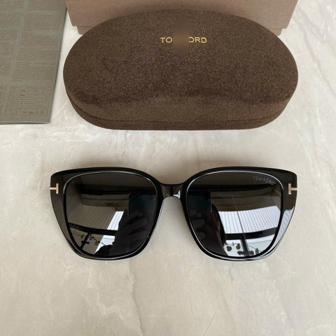 KÍNH T⭕️M FORD TF0937