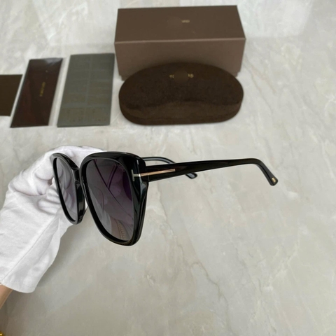 KÍNH T⭕️M FORD TF0937