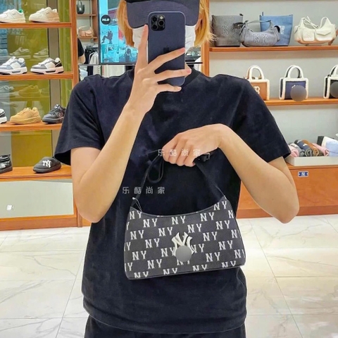 ML CLASSIC M0N0GRAM JACQUARD